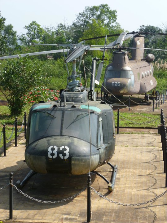 Vietnam DMZ Khe Sanh UH-1 CH-47